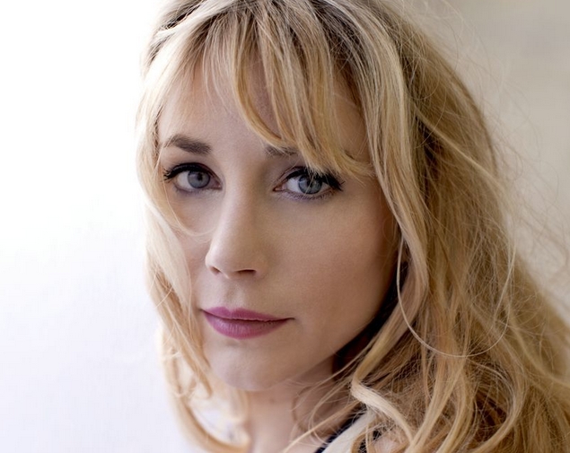 Diane française julie depardieu