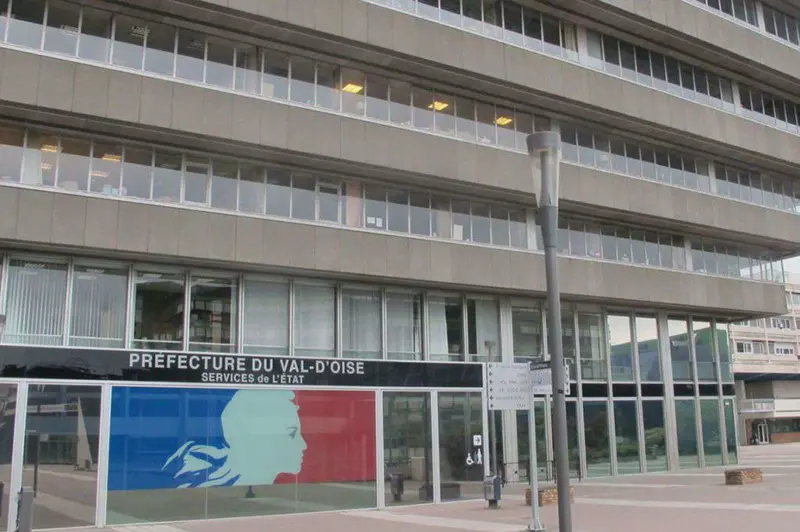 Hall-Préfecture de Cergy